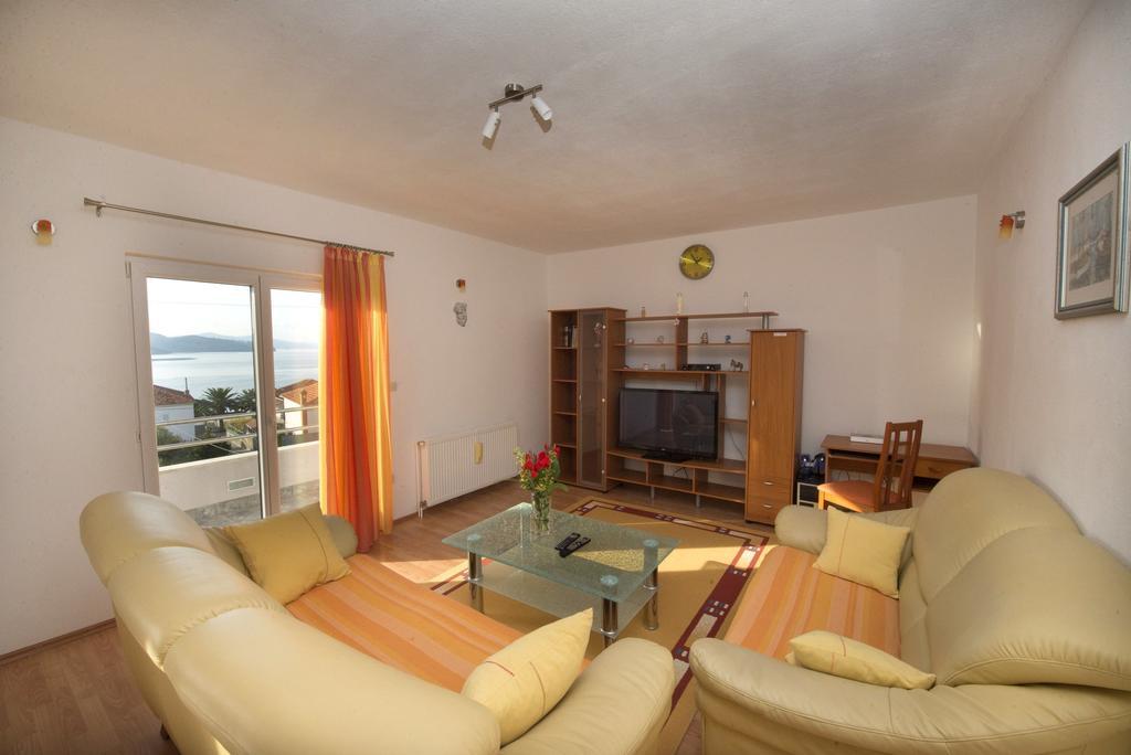 Apartments Meri Trogir Chambre photo